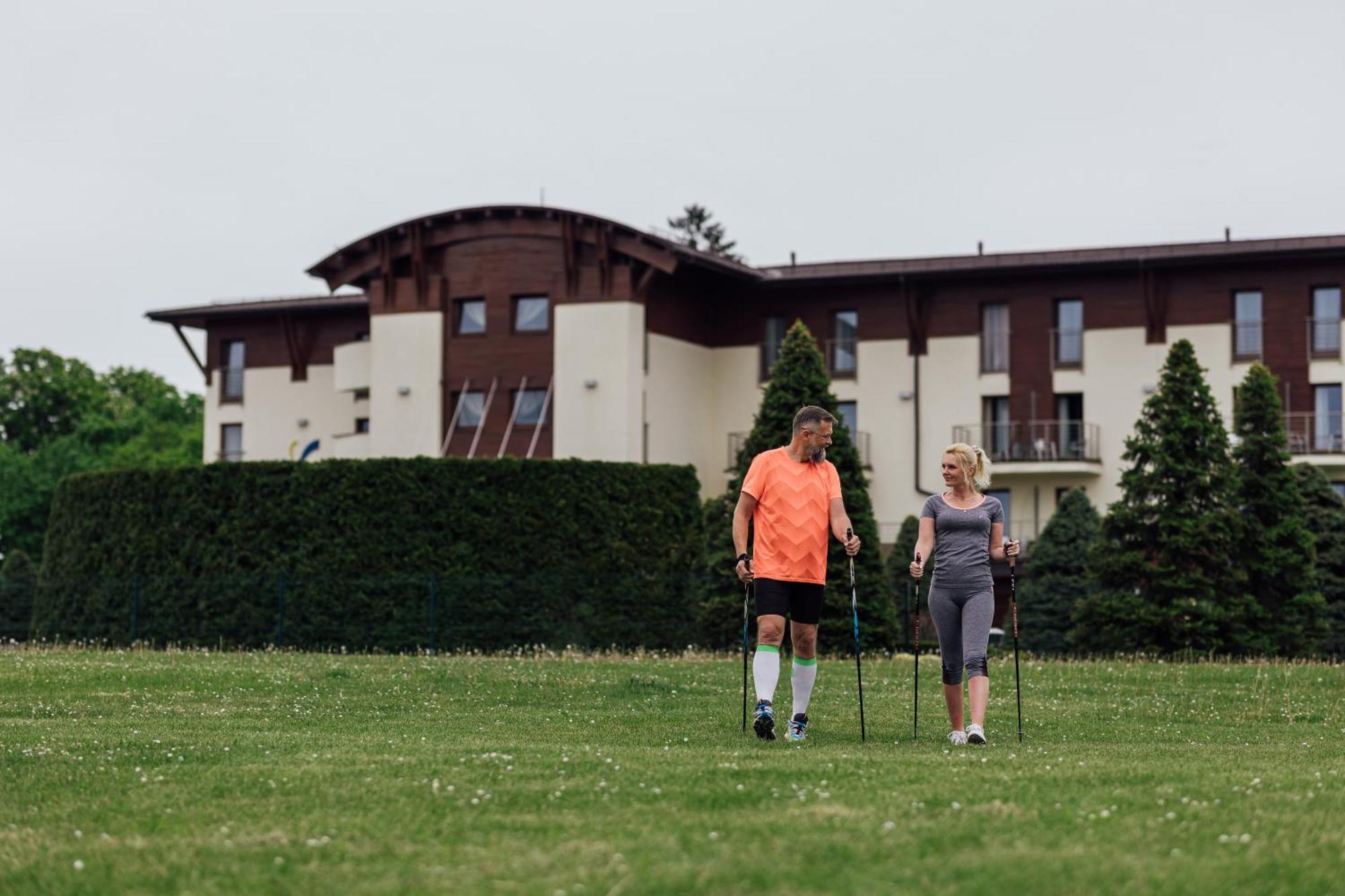 Hotel Medical Spa Malinowy Zdroj Solec-Zdrój Buitenkant foto
